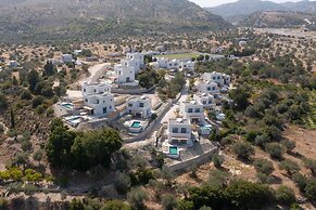 Massari Hills- Villa Nobu 4