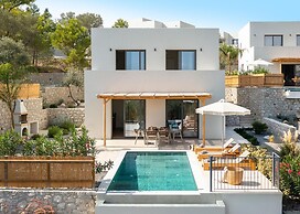 Massari Hills- Villa Nobu 4