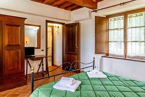 Alma del Lago Charming Apartments