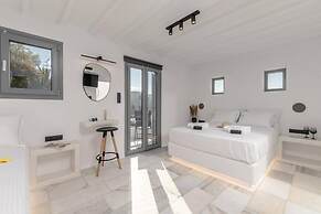 Fk Luxury Suites