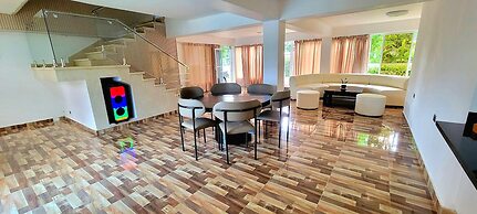 Villa Los Rios