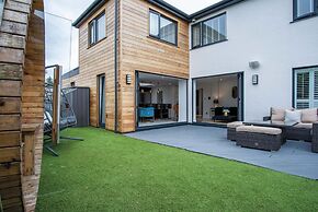 Castell Morlais - Luxurious 5 Bed - Pontsticill