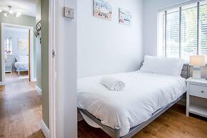 Marshmallow - 2 Bedroom Cottage - Oxwich