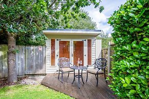 Marshmallow - 2 Bedroom Cottage - Oxwich