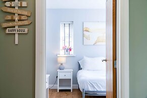 Marshmallow - 2 Bedroom Cottage - Oxwich