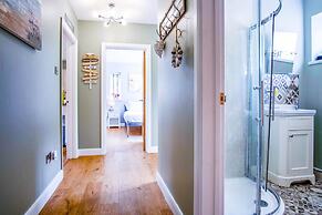 Marshmallow - 2 Bedroom Cottage - Oxwich