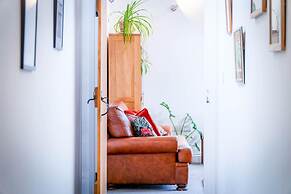 West Barn - 2 Bedroom Cottage - Llandeilo
