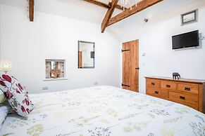 West Barn - 2 Bedroom Cottage - Llandeilo