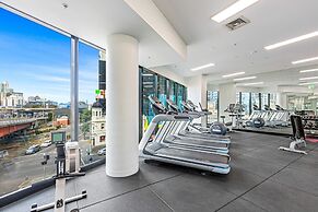 Pristine 2-bed Unit With Beautiful City Landscape