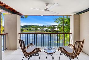 Bright 3-bedroom Beachside Stay With Pool & BBQ