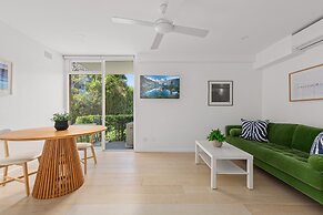 Chic 1-bed Apartment by Balmoral Beach