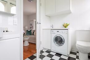 Executive Studio With Patio Near Trains