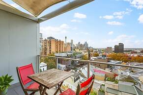 Cosy Studio With City Views