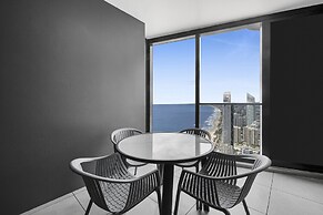 Oceanfront 2-bed With Spectacular View Pool & Gym