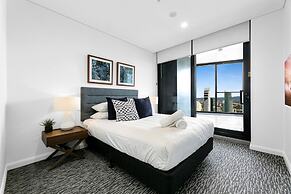 Oceanfront 2-bed With Spectacular View Pool & Gym