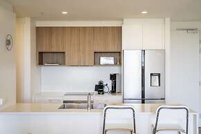 Modern 1-bed Apartment With Parking