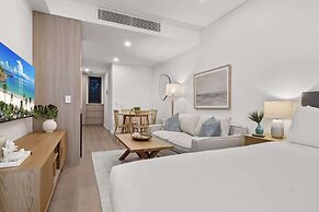 Bright Studio Stay in North Fremantle With Views