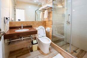 HOTEL QUADRUM