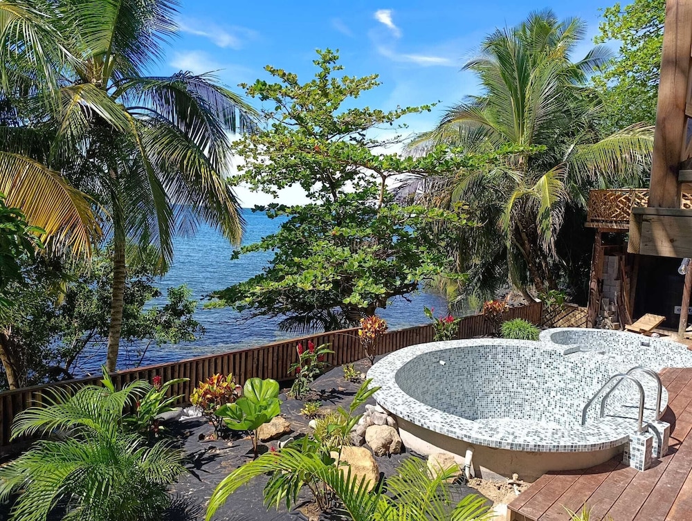 Brisas del Mar Bocas