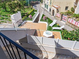 Radici House
