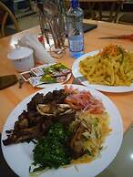 Nomads Trail Hotel