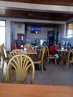 Nomads Trail Hotel