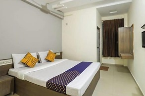 HOTEL DIVYA PALACE