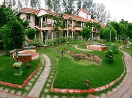 Hotel Sadhabishegam