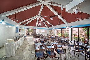 Hotel Sadhabishegam