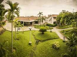 Hotel Sadhabishegam