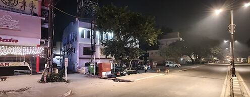 Avantika Hotel