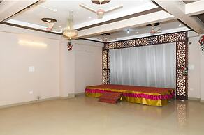 Hotel Moon Light Kanpur