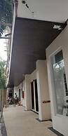 Birdwatchers Poolside Hotel Panglao