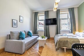 Comfy 2BR Apt Long Stay Matzleinsdorfer