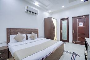 Hotel Greysky Residency New Delhi