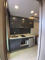 Luxurious Pattaya Apartment With Pool Access