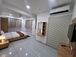 HOTEL HEAVEN