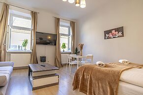 1BR Apt Smart TV Fully Equipped Longstay