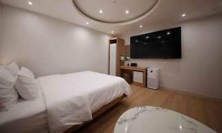 Hey Jecheon Hotel