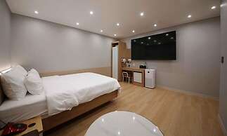 Hey Jecheon Hotel