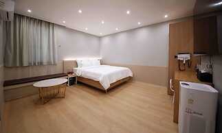 Hey Jecheon Hotel