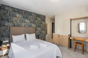 Noima Luxury Suites