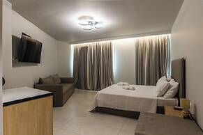 Noima Luxury Suites