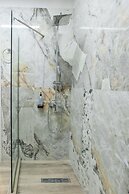 Noima Luxury Suites