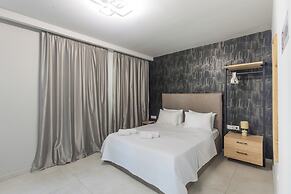 Noima Luxury Suites