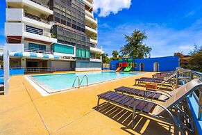 Beachfront 2 bed Condo with Seaview BW2