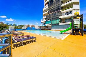 Beachfront 2 bed Condo with Seaview BW2
