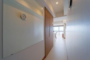 Beachfront 2 bed Condo with Seaview BW2