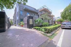 CORPORATE STAYS-SUNCITY