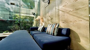 CORPORATE STAYS-SUNCITY